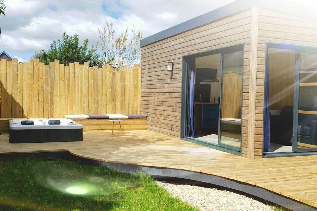 Studio De Jardin Au Calme Hennebont Eksteriør billede